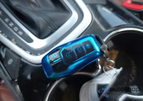 2015 Ford Edge Titanium z USA, uszkodzony, nr VIN 2FMPK4K95FBB19287